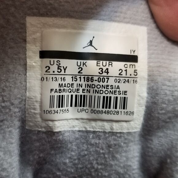 Nike Air Jordan 12 Retro Playoffs Boys Sz 2.5Y Athletic Shoe Sneakers 151186-007 - Picture 13 of 13